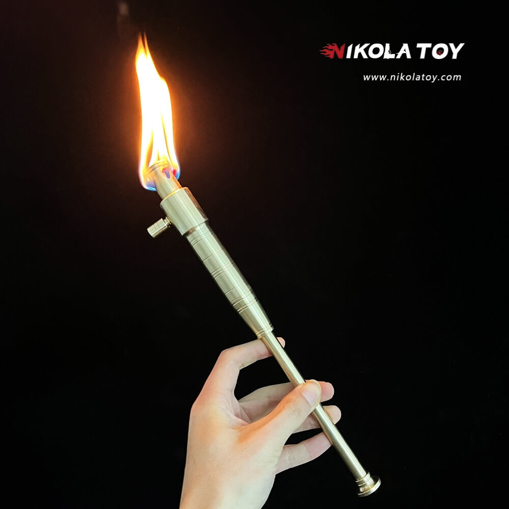 Handmade copper torch - Nikola Toy