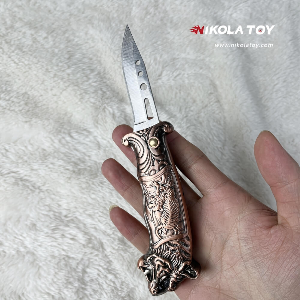 Folding knife lighter - Nikola Toy