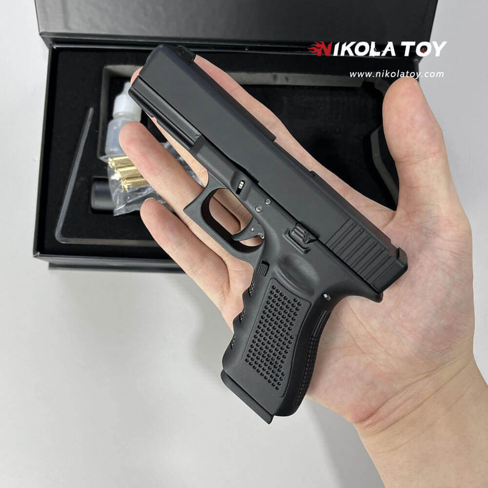 G17 Model Gun - Flagŝipo 