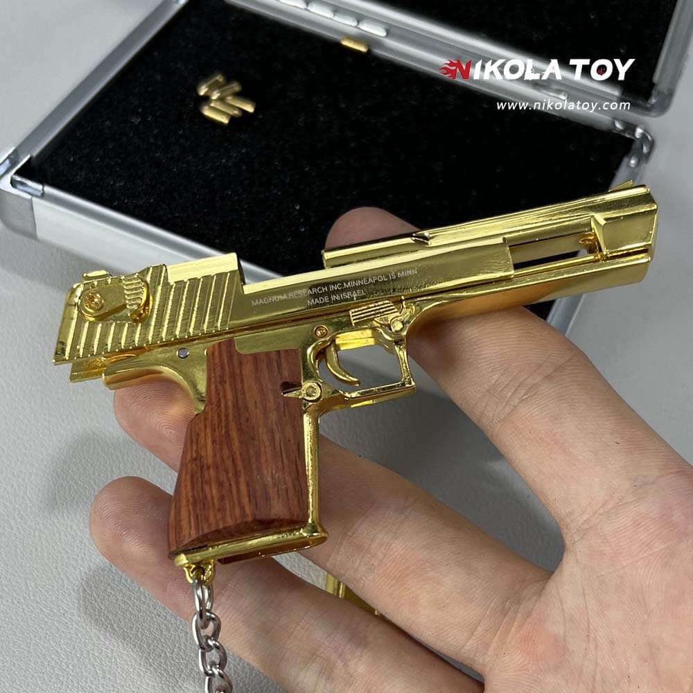 18K Gilded Desert Eagle Keychain - Nikola Toy